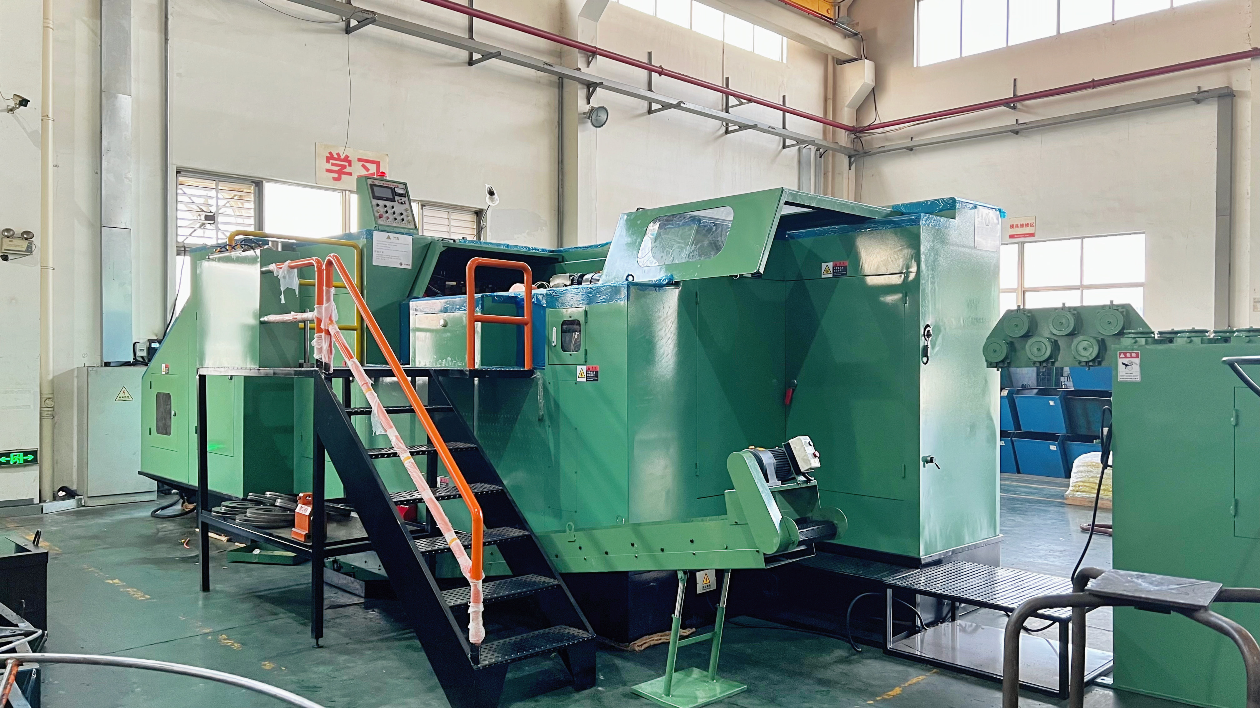 Alətlərimizi təkmilləşdiririk, sənətimizi mükəmməlləşdiririk: Jinsixi böyük ölçülü bərkidicilər istehsal etmək üçün 24B soyuq başlıq maşını təqdim edir